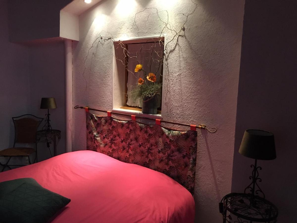 Les Ateliers D'Art Bed & Breakfast Roanne Exterior foto