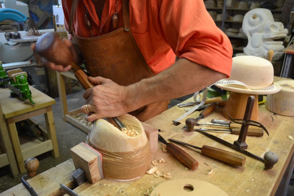 Les Ateliers D'Art Bed & Breakfast Roanne Exterior foto