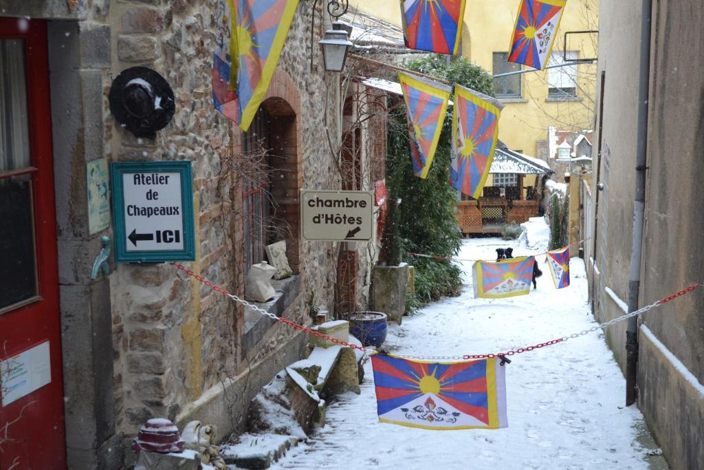 Les Ateliers D'Art Bed & Breakfast Roanne Exterior foto