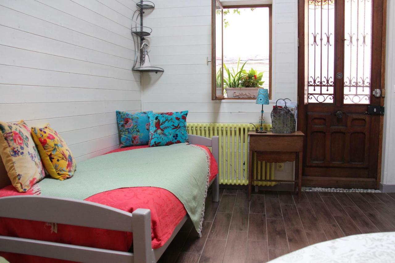 Les Ateliers D'Art Bed & Breakfast Roanne Exterior foto